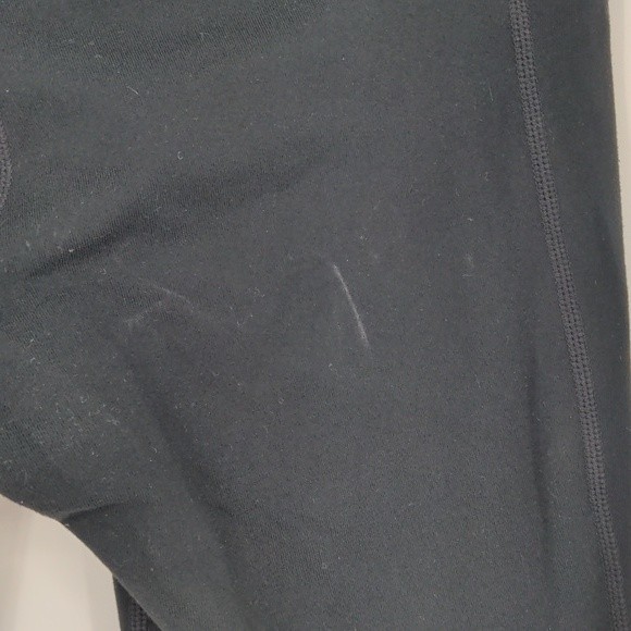 Athleta Mind Over Matter Black Lattice Detail Capri Legging Size Extra Small - Picture 15 of 16